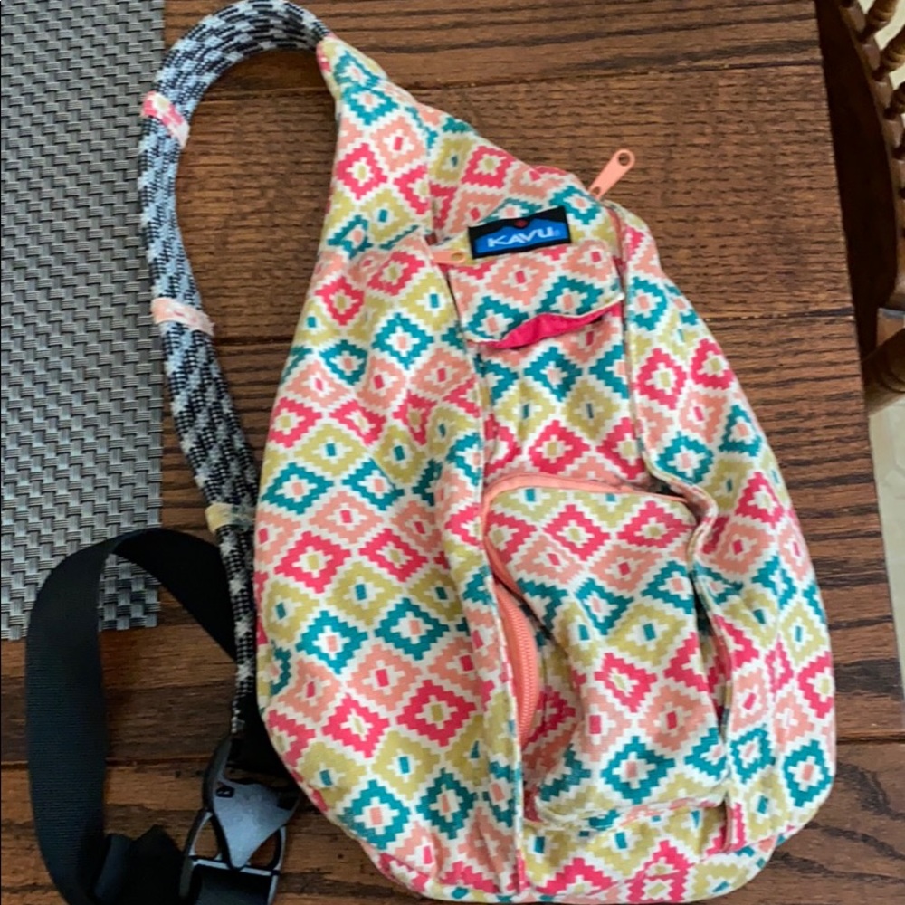 KAVU